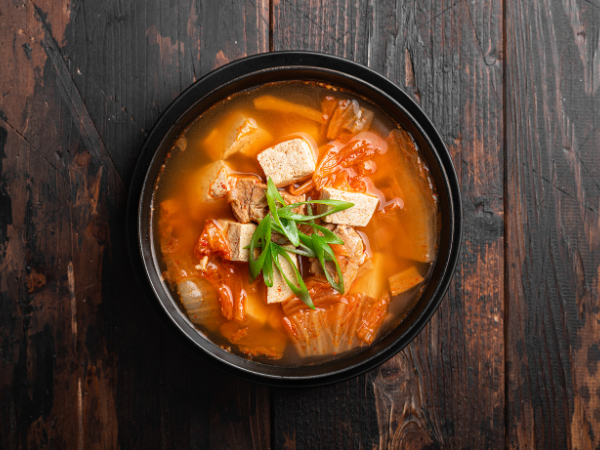 Zuppa thai cremosa e low carb