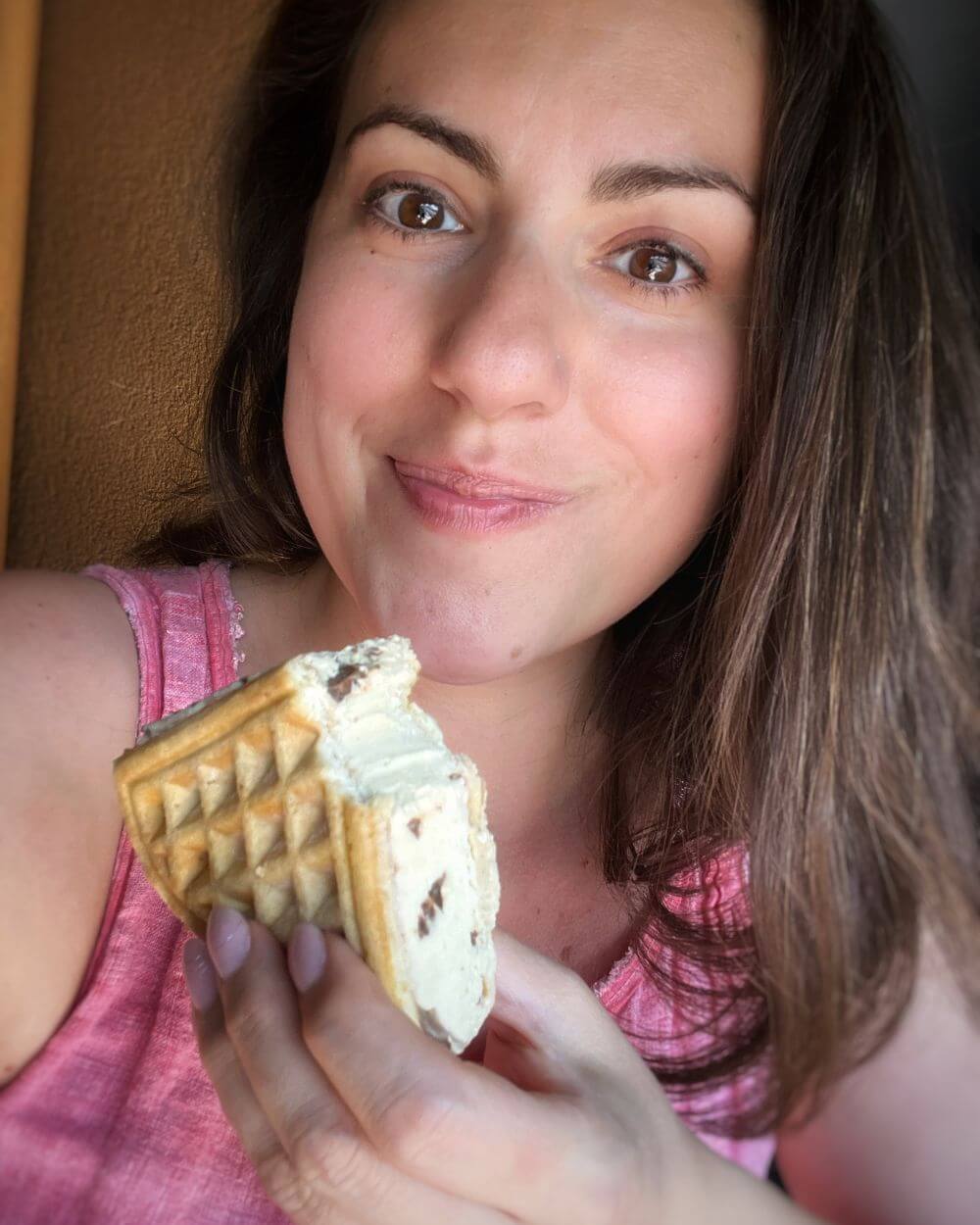 waffle gelato alla crema di pistacchio per dieta chetogenica - ketofood