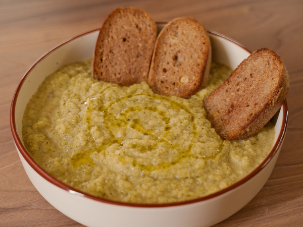Crema di cavolfiore, broccoli e porri arrostiti