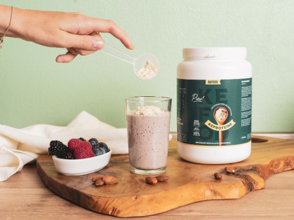 Frullato proteico ai frutti di bosco